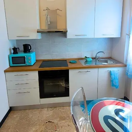 Апартаменты Linda's Pet Friendly House Рапалло