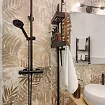 Linda's Pet Friendly House Apartament
