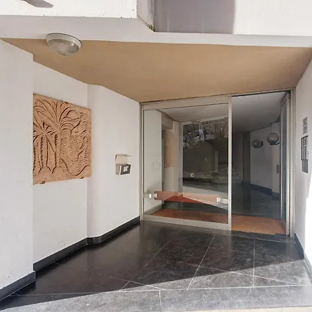 Linda's Pet Friendly House Апартаменты *